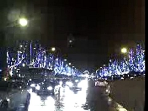 champs élysées illuminés