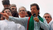 Pakistan General Election में Imran Khan की PTI बहुमत के करीब | वनइंडिया हिंदी