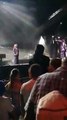 Circo Massimo 21-7-18 Una Fan sale sul palco e canta con Laura Pausini