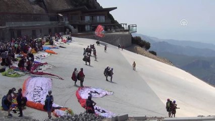 Babadağ'dan Yamaç Paraşütü Uçuşlarında Yüzde 75'lik Artış