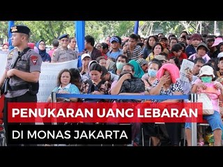 Panjangnya Antrian Penukaran Uang di Monas
