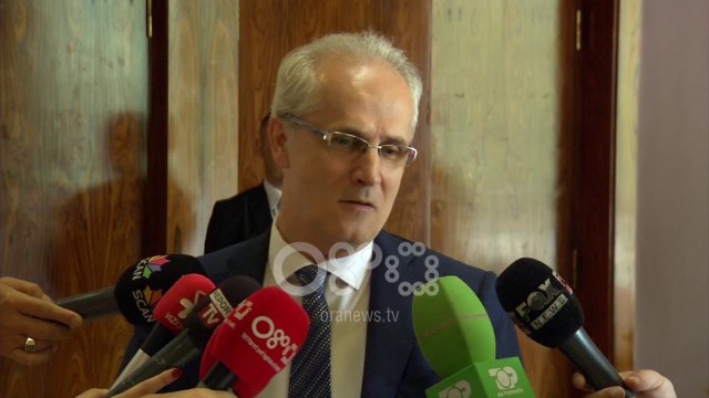 Ora News - Shkarkohet Rovena Gashi, rikonfirmohen Astrit Faqolli dhe Ardian Dvorani