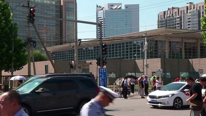 Explosión afuera de la embajada de EEUU en Pekín