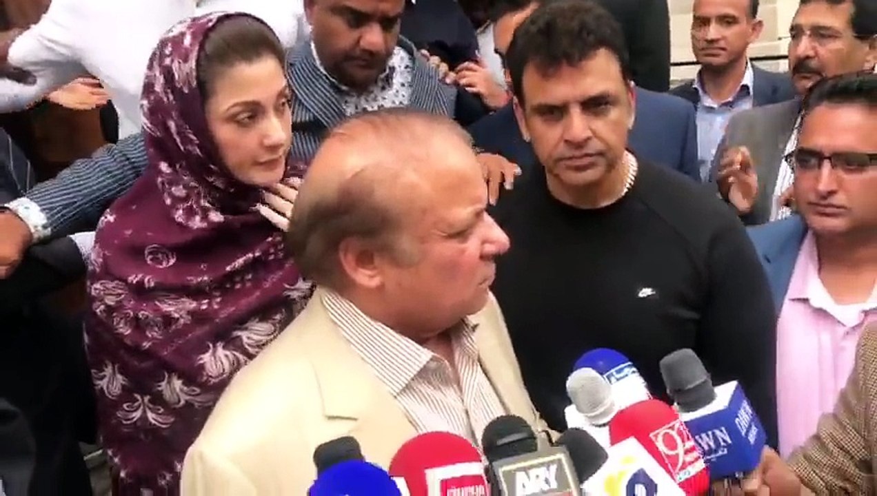 Emotional Nawaz Sharif and Maryam Nawaz when talking about his wife Begum Kulsoom Nawaz