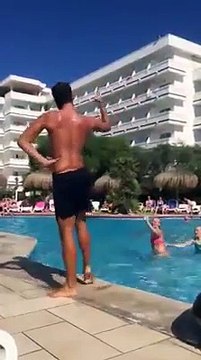 Pret pour l'aquagym au camping??? Prof incroyable