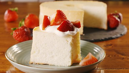 This Is The Most Angelic Angel Food Cake