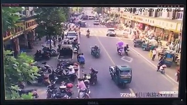 Truck Loaded with 10 Tons of Cement Accelerates Out of Control Down Busy Street