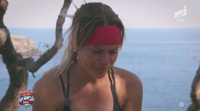 Amélie Neten en larmes (Friends Trip Bali) - ZAPPING TÉLÉRÉALITÉ BEST OF DU 20/08/2018