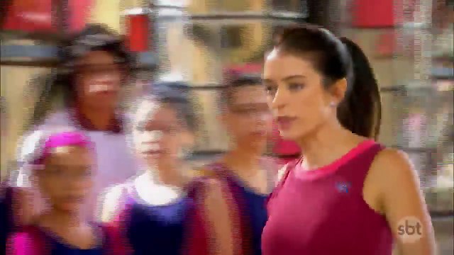 Kessya briga na aula de balé | As Aventuras de Poliana