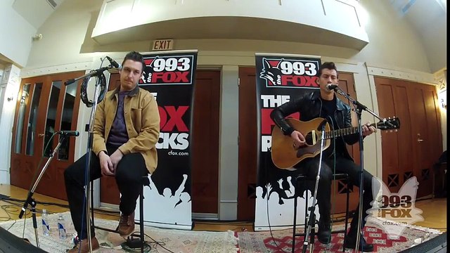 Arctic Monkeys - I Wanna Be Yours (Fox Uninvited Guest) ( 480 X 854 )