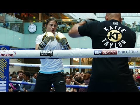 Katie Taylor TAKING NO PRISONERS | Whyte vs Parker Workout