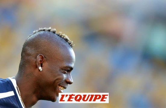 Crête iroquoise et crâne rasé, les pires coiffures de Mario Balotelli - Foot - L1 - Nice