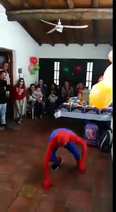 Spiderman Knocks Himself Out