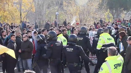 Ataque a los jóvenes de Sociedad Civil Catalana.