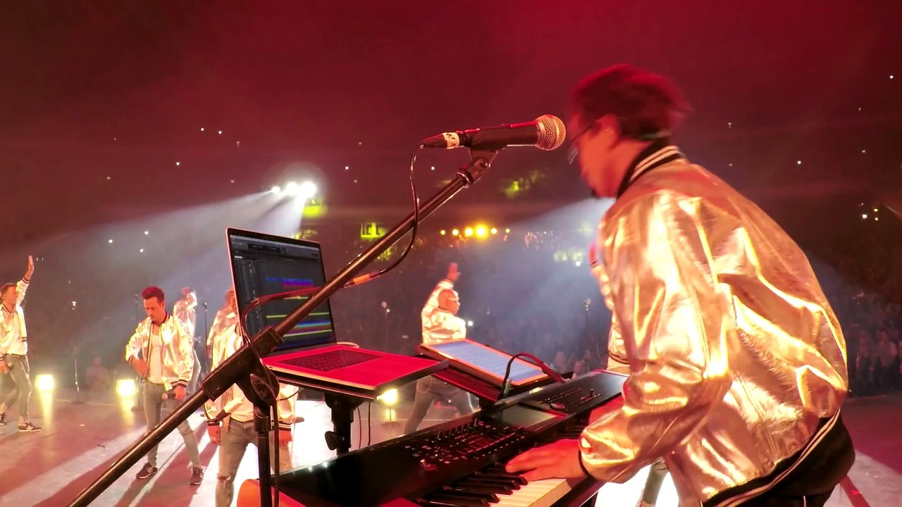 19. 40 Grados - Magneto ft. Mercurio, Kabah, Moenia, Sentidos Opuestos