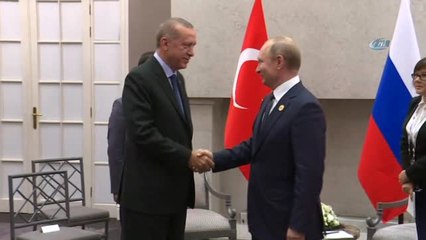 Télécharger la video: Cumhurbaşkanı Erdoğan, Rusya Devlet Başkanı Putin ile Görüştü- Cumhurbaşkanı Erdoğan, Putin'e,...