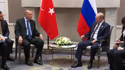 Download Video: - Cumhurbaşkanı Erdoğan, Rusya Devlet Başkanı Putin ile görüştü- Cumhurbaşkanı Erdoğan, Putin'e, “Aramızdaki her türlü dayanışma birilerini de gerçekten kıskandırıyor” dedi