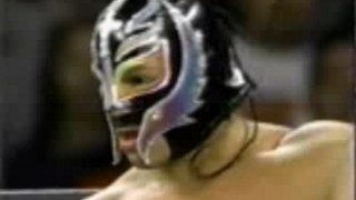 WWE - Rey Mysterio Mask Off