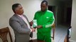 (WATCH VIDEO) Miles Sampa, PF Lusaka Mayor aspiring candidate hands over a social contract to Kabwata lawmaker and Minister of Justice  Hon. Given Lubinda.