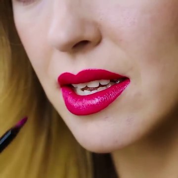 20 TRUQUES SIMPLES QUE FARÃO SEUS LÁBIOS PARECEREM MAIORES