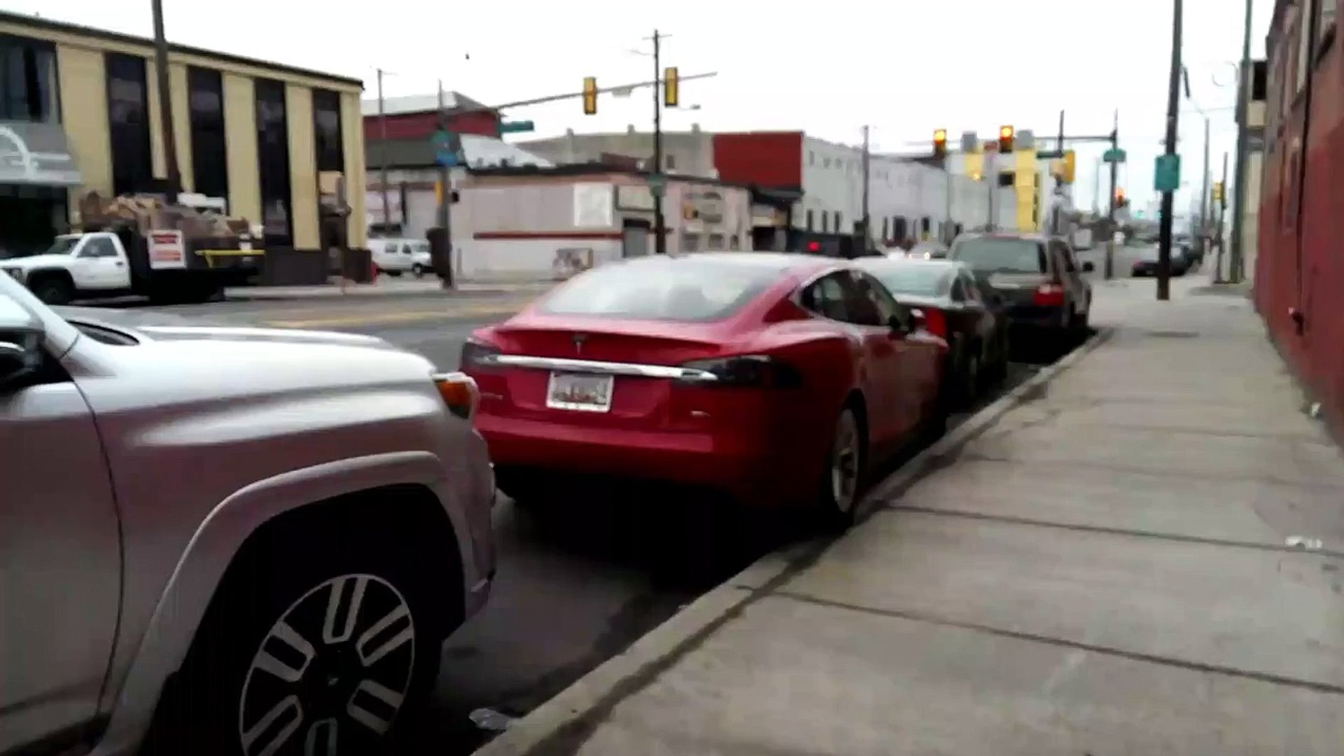 ⁣2017 Tesla Model S