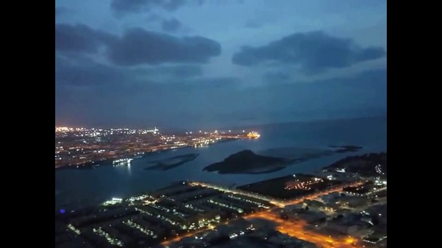 Landing at Abu Dhabi Airport Over the Shaikh Zayed Grand Mosque Amazing View.
