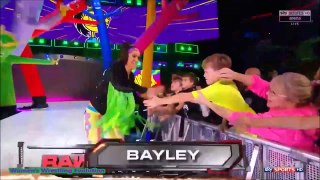 WWE RAW 9/10/17 Sasha Banks vs Emma vs Alicia Fox vs Dana Brooke vs Bayley ( Winner Faces