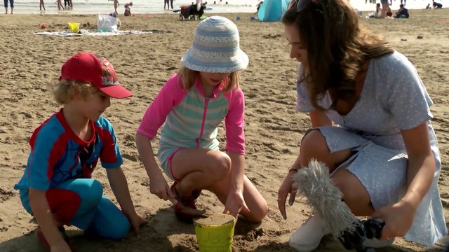 Building Sandcastles on Barry Island