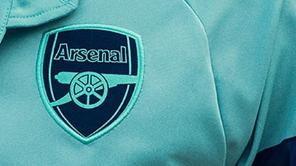 Arsenal dévoile son maillot third 2018/19 !