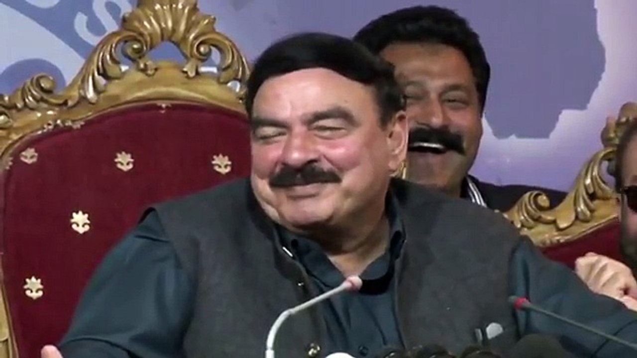 Sheikh Rasheed expresses his love for Bilawal Bhutto Zardari