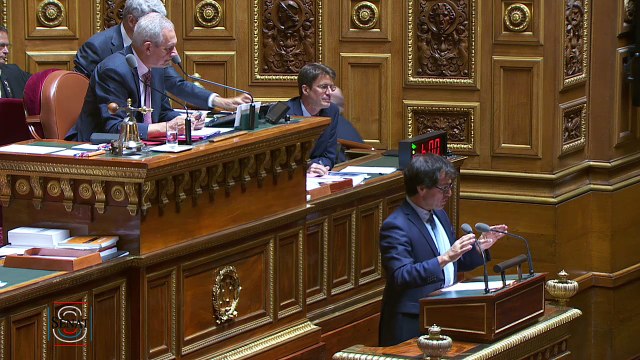 Jacques Grosperrin rend hommage au sénateur Jean-Claude Carle