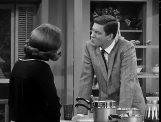 The Dick Van Dyke Show s S03E24 How to Spank A Star