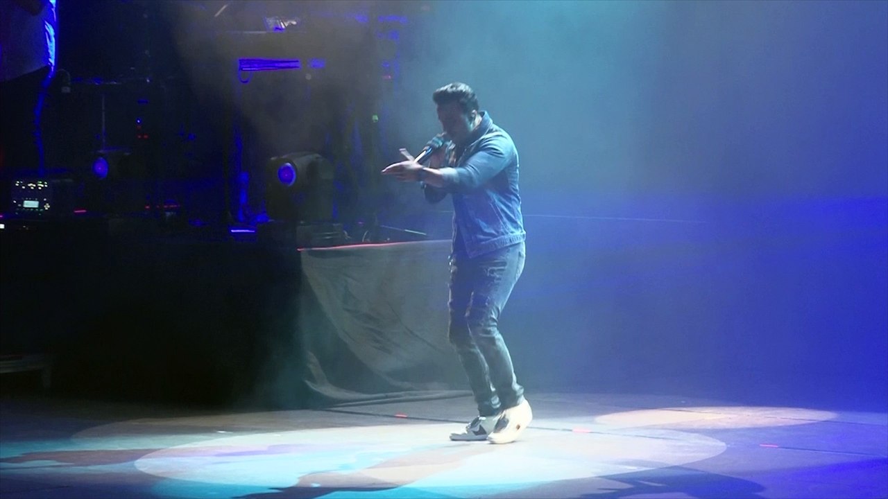 Luis Fonsi pone el ritmo a la noche de Marbella