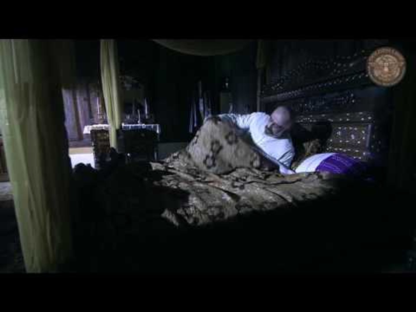 موت ابو العز ـ مقطع من مسلسل الخاتون - الجزء 2 ـ الحلقة 17 - فيديو  Dailymotion