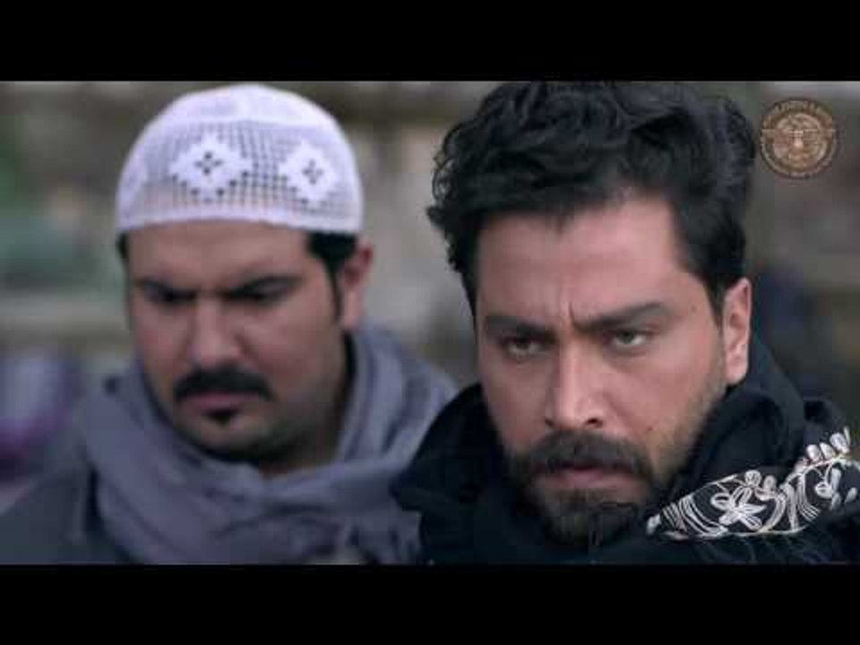 معرفة عز الدين سبب اختفاء زمرد -مقطع من مسلسل ا...
