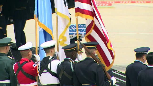 Coreia do Norte entrega restos mortais de soldados americanos