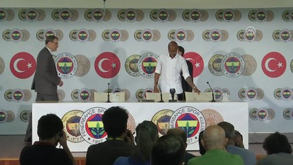 Andre Ayew, resmen Fenerbahçe'de - İSTANBUL
