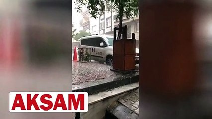 İstanbul�da beklenen yağış etkisini gösterdi