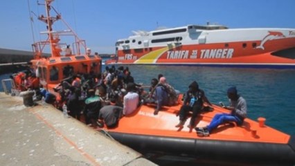 El alza de la inmigración en el Estrecho dificulta las labores de asistencia