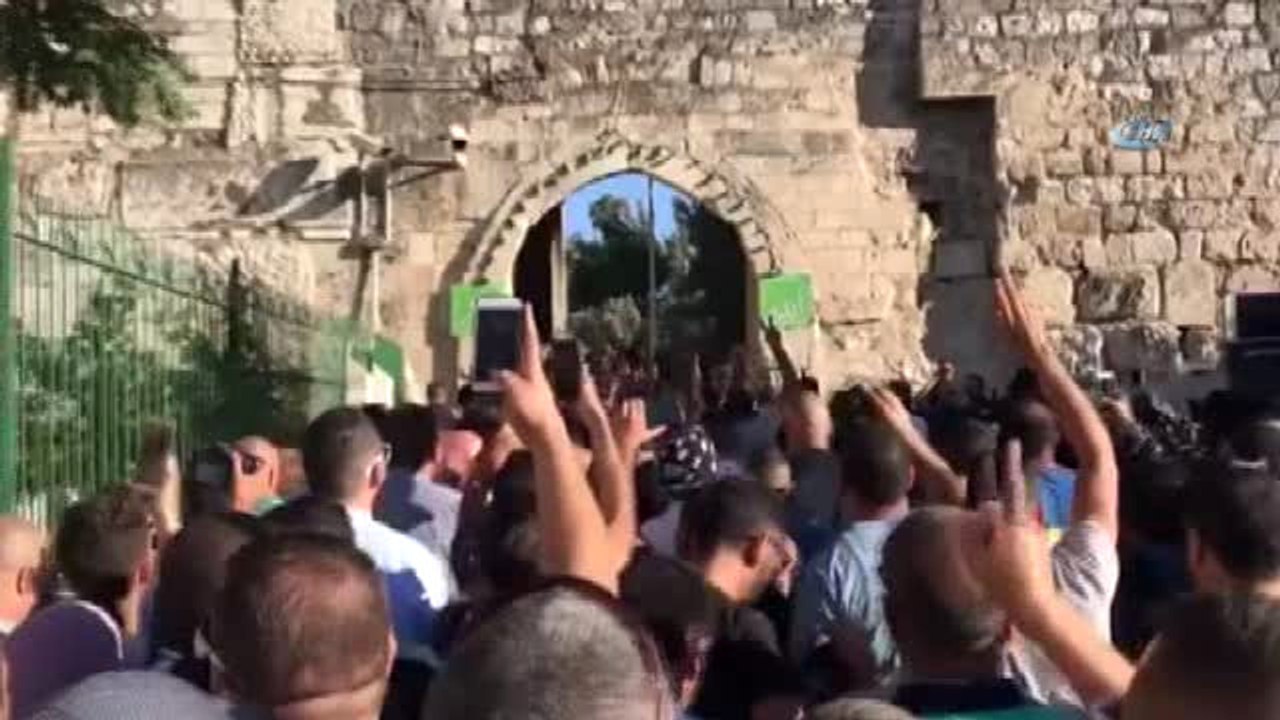 Kudüs- Ek)- Mescid-İ Aksa'nın Kapıları Yeniden Açıldı