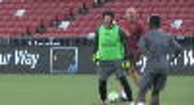 Cech to ignore Chelsea rumours and fight for Arsenal spot