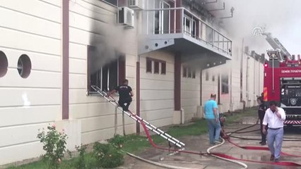 Buca'daki Fabrika Yangını Kontrol Altına Alındı