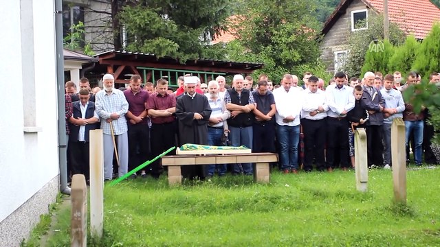 Bosnalı Arslan bebek toprağa verildi-ZENİCA