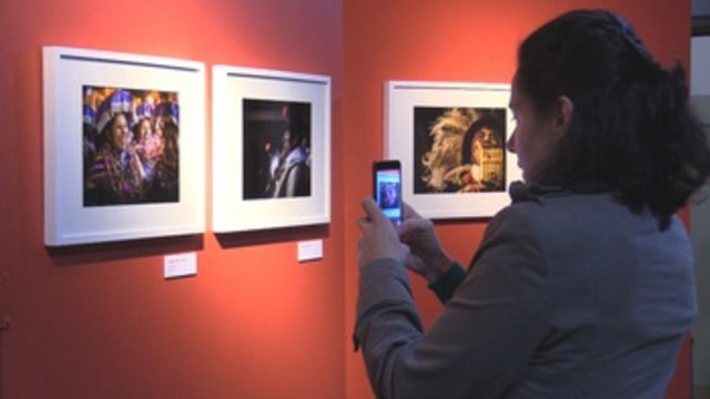 Uruguay recibe muestra que mezcla tradiciones coloniales y andinas de Perú