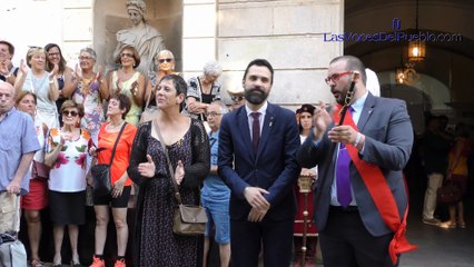 Roger Torrent dice dos veces 'viva España' en Mataró (Barcelona)