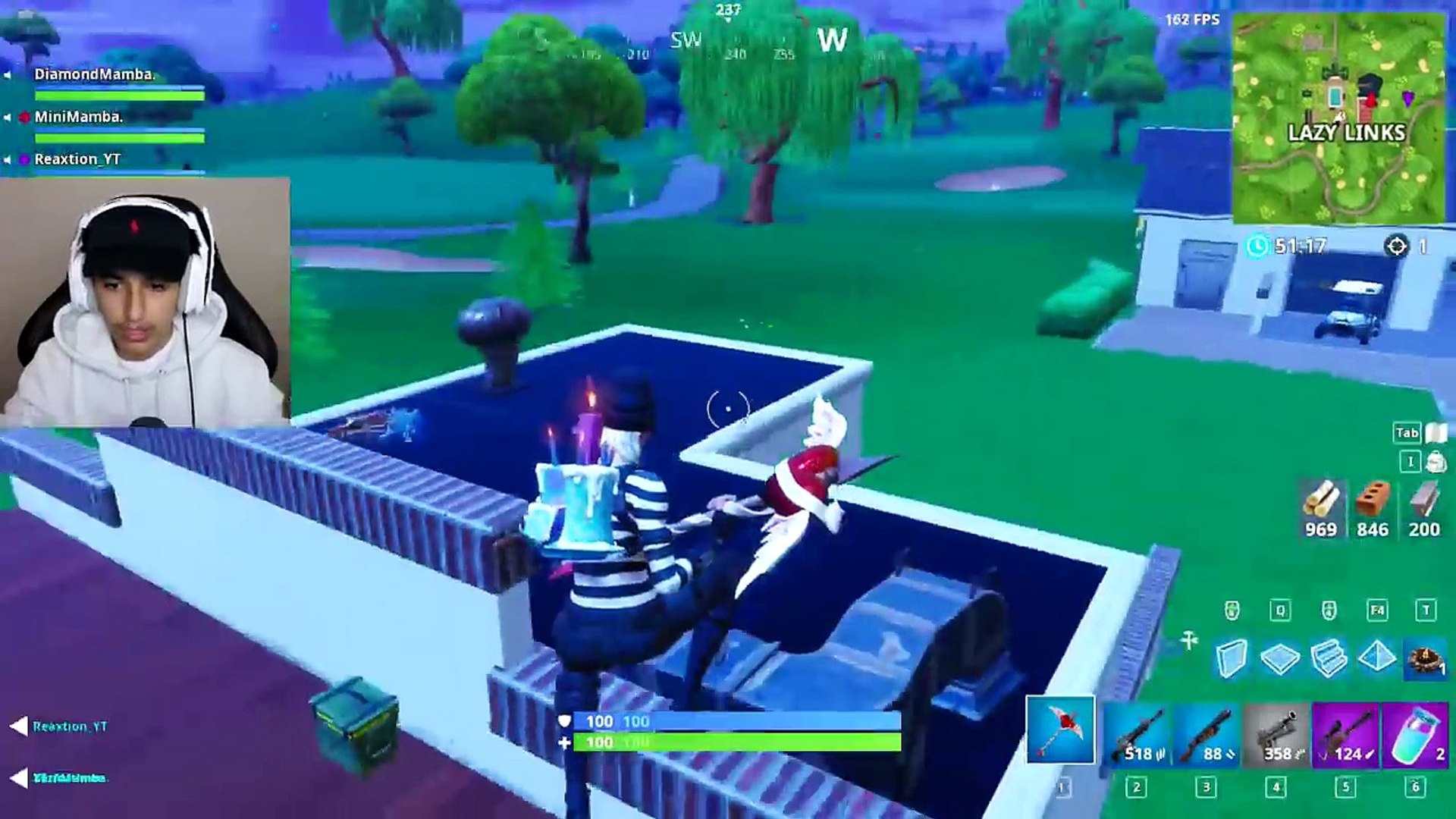 Scary Maze Hide N Seek In Fortnite With 10 Year Old Little Brother - roblox 1v1 hide and seek with my little brother