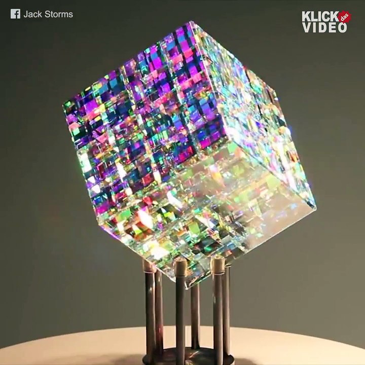 Die wunderschönen Glasskulpturen von Jack Storm  |