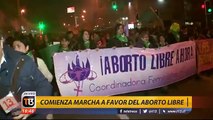  Marchan a favor del aborto libre en las calles de Santiago: feministas convocan a manifestarse en distintas regiones del país. ¿Cuál es tu opinión sobre qu
