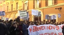 Chieti - Studenti in corteo per le scuole superiori