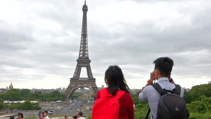 고소득층, 해외서 지갑 더 연다..."상위 20%가 절반" / YTN